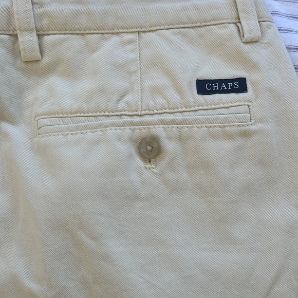 Chaps 8.5 in inseam Yellow Shorts - Picture 4 of 5